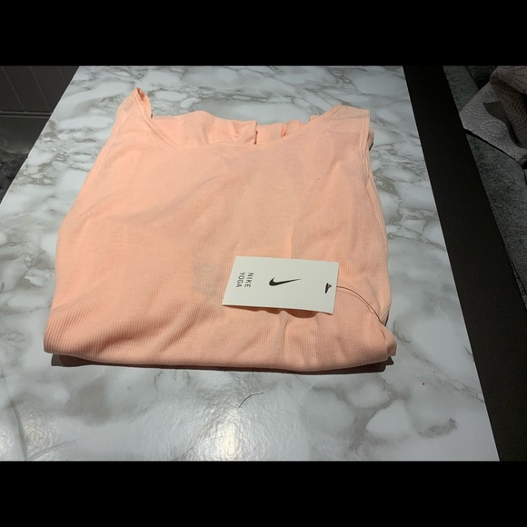 Pink Nike Tank Top - 2X - Picture 6 of 6